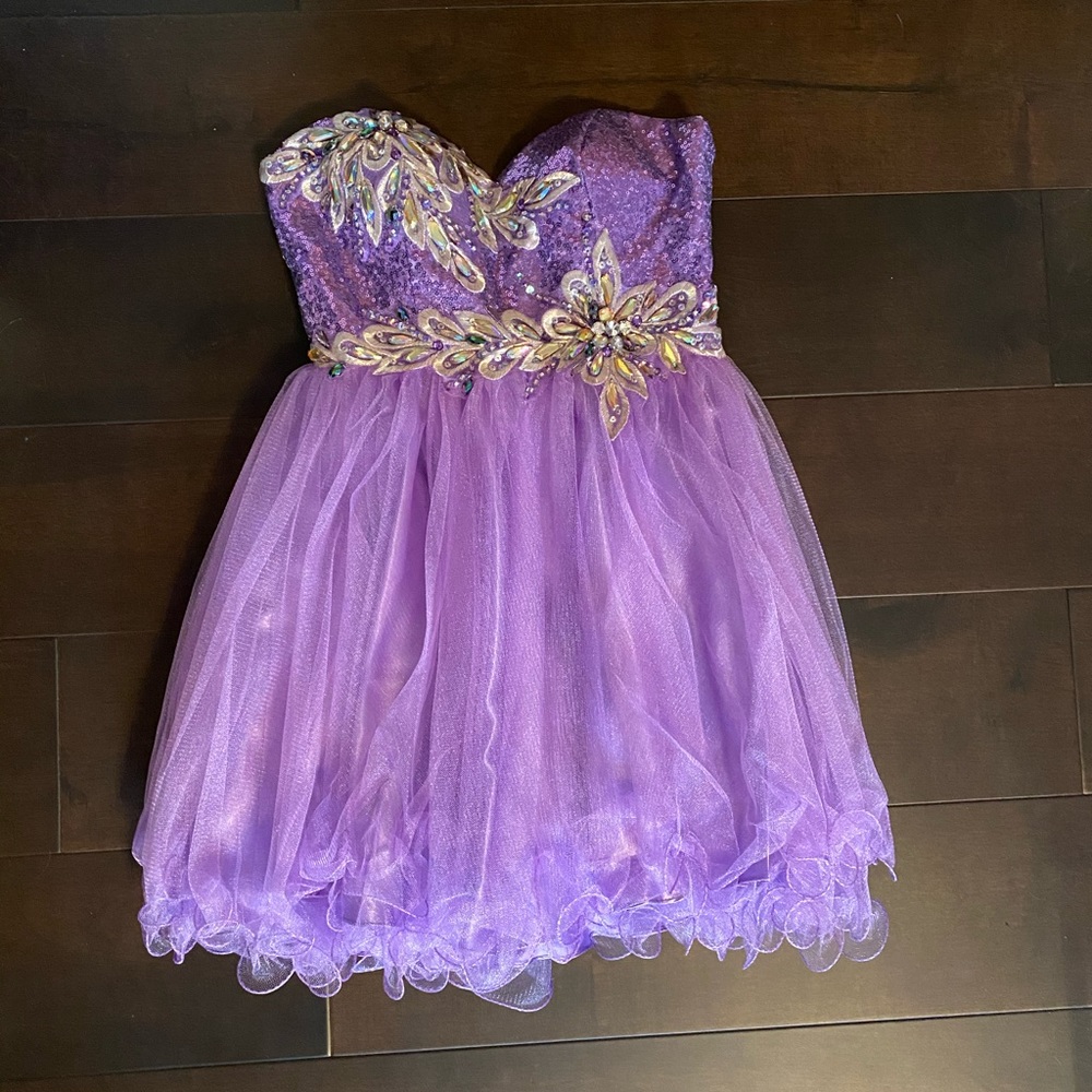 NWOT Lilac Prom Dress
